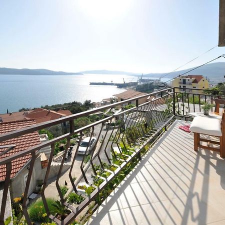 Apartment Ana Trogir Exteriör bild